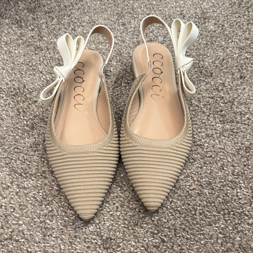 Elegant Women's Tan Slingback Flats